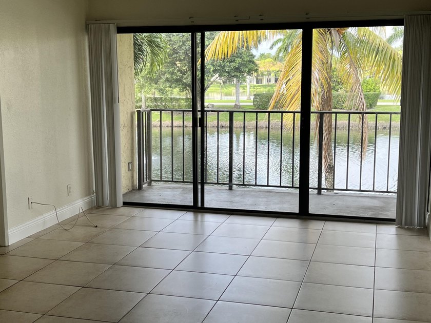 INVESTORS ARE WELCOMED. YOU CAN RENT RIGHT AWAY, NO RESTRICTIONS - photo 6