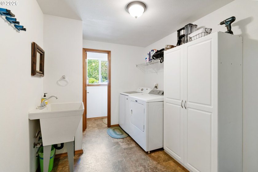 Experience peaceful country living! Featuring 2344 sq feet on a - photo 26
