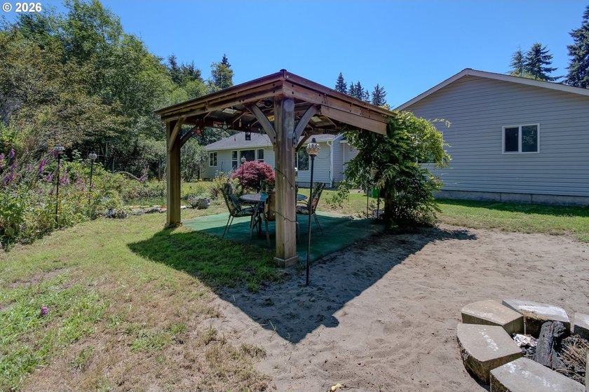 Experience peaceful country living! Featuring 2344 sq feet on a - photo 32