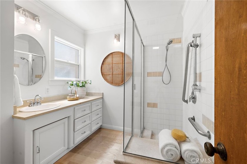 Discover timeless Spanish charm in the heart of Belmont Shore - photo 15