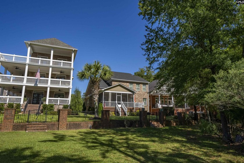 This beautiful home has a Columbia address/Irmo area on Lake - photo 33