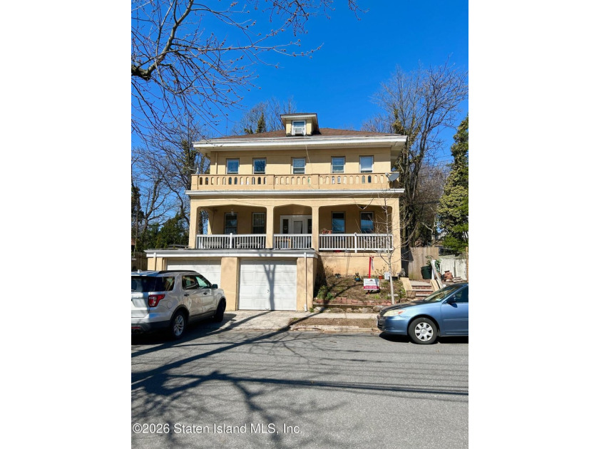 Spacious TwoFamily Home in the Heart of New Dorp Nestled in one - photo 35