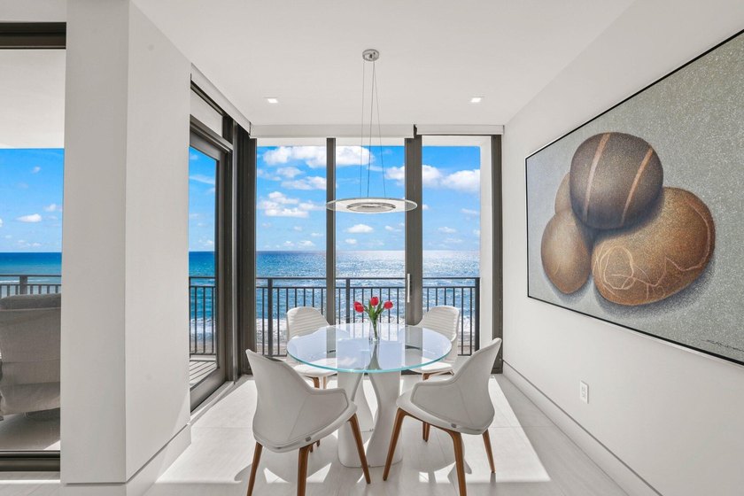 A truly rare offering in Boca Raton, this exquisitely reimagined - photo 21