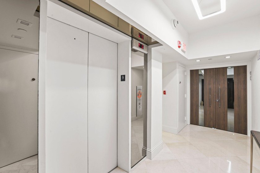 A truly rare offering in Boca Raton, this exquisitely reimagined - photo 39
