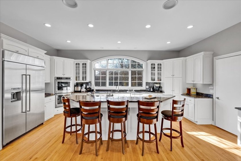 Welcome to the exclusive, gated, private Ambiance community - photo 8