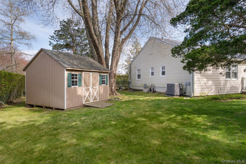 Much Sought after Rampasture Point Area with water access across - photo 33
