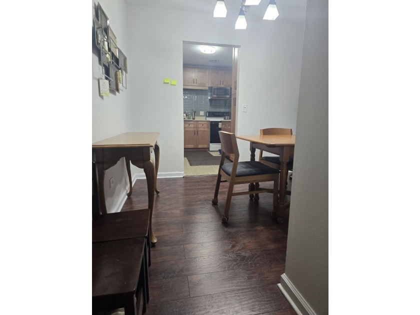 Bright and well-maintained 2-bed, 2-bath condo in the heart of - photo 8