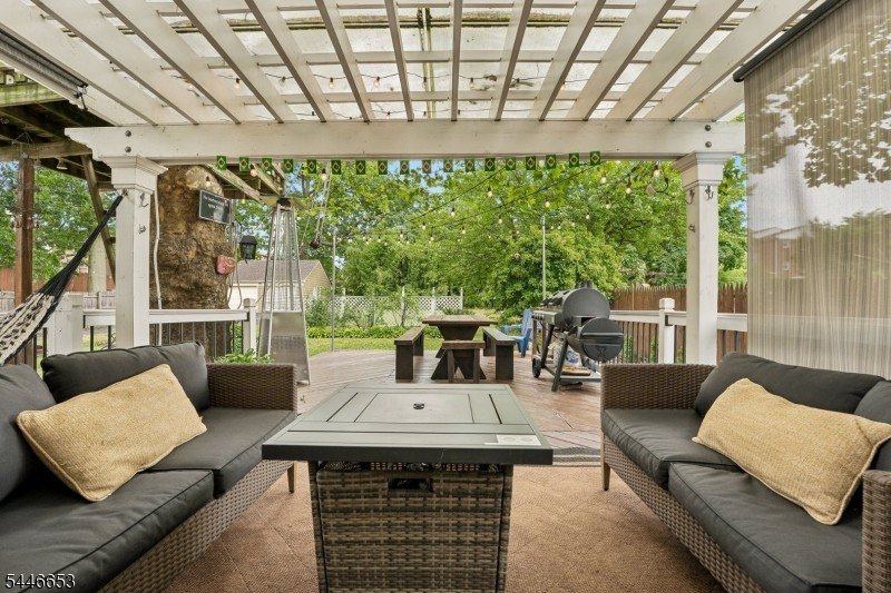 Blending modern updates with timeless charm This beautifully - photo 31