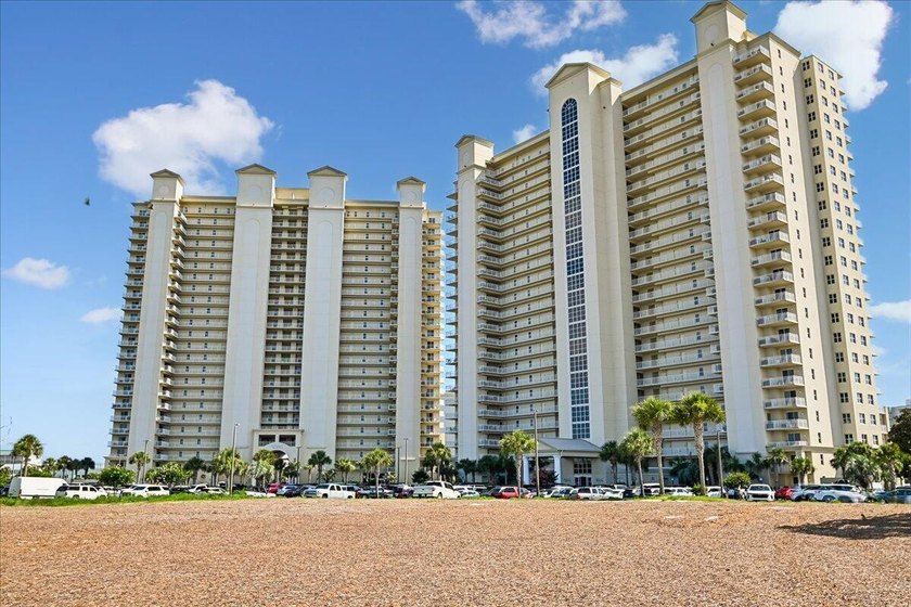 Spectacular Gulf and golf course views await from the 23rd floor - photo 3