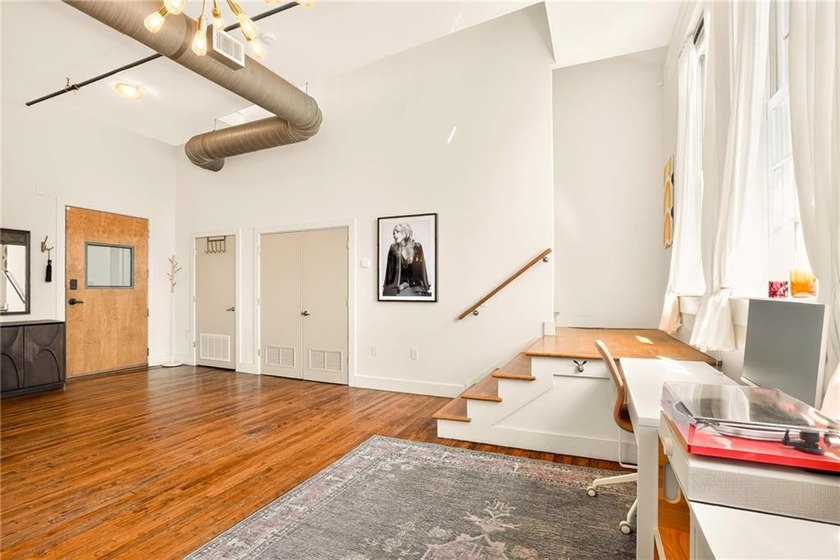 School House Rock! | Historic Top-Floor Loft in the Heart of - photo 7