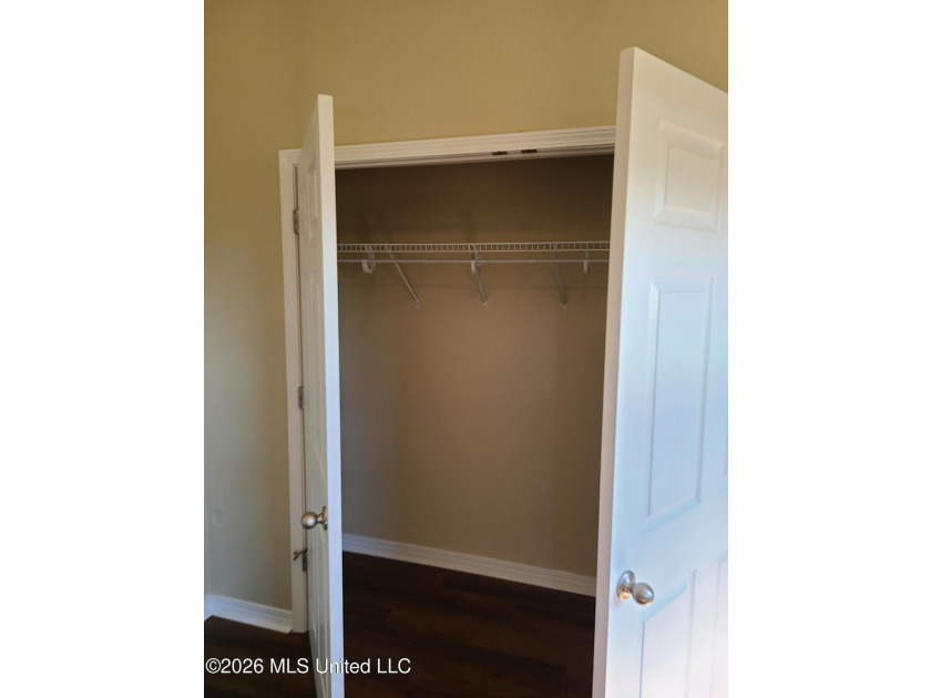 Excellent investment opportunity with this fully occupied - photo 15