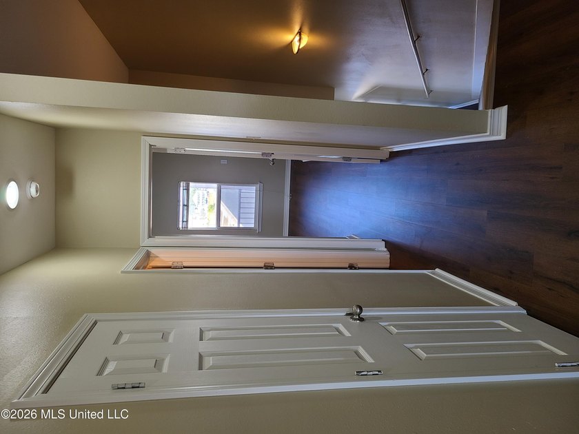 Excellent investment opportunity with this fully occupied - photo 19