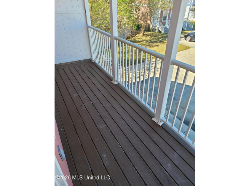 Excellent investment opportunity with this fully occupied - photo 24