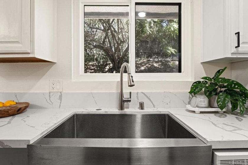 Experience active San Diego living in this beautifully renovated - photo 9