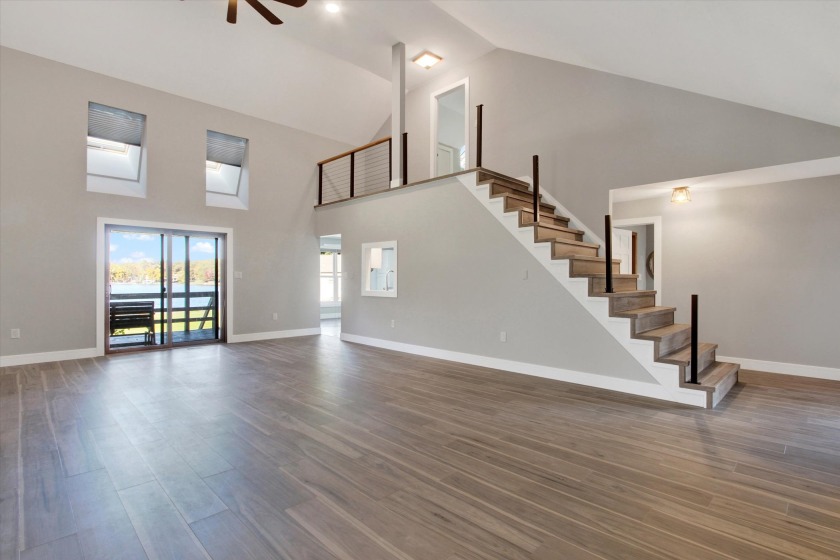 Spacious Lake House in Lake Meade - photo 5