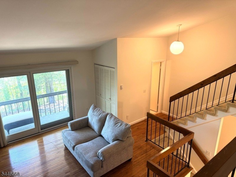 Welcome to desirable Overlook Village! This multilevel - photo 17