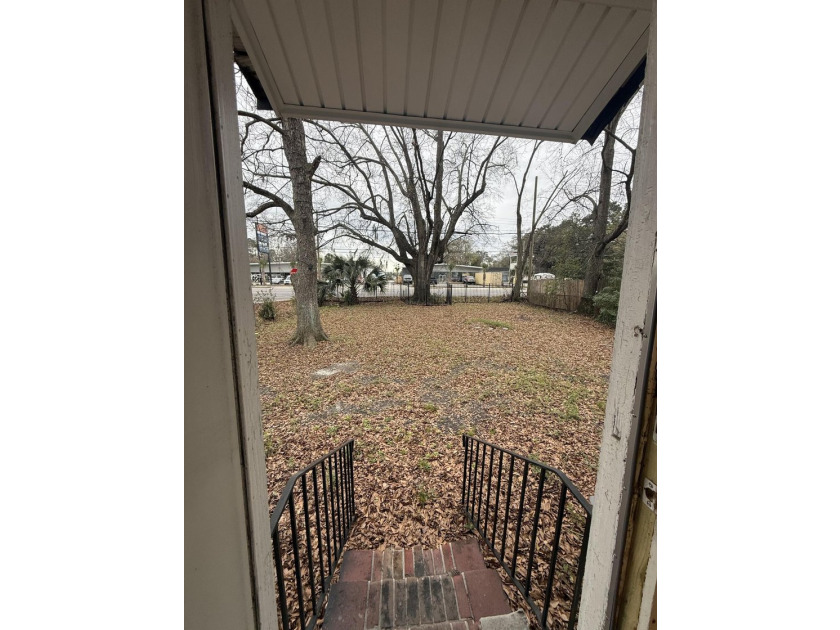 2-bedroom, 1-bath home located in North Charleston with no HOA - photo 9
