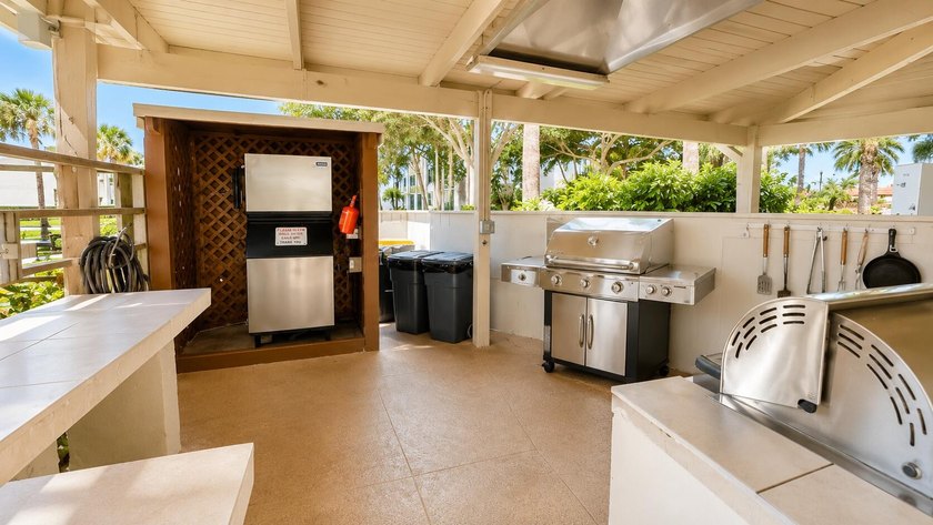 Waterfront living awaits in this beautifully maintained - photo 21