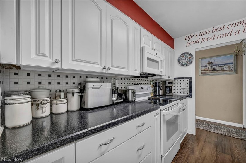 Major Price Improvement! Experience life above it all in Marine - photo 20