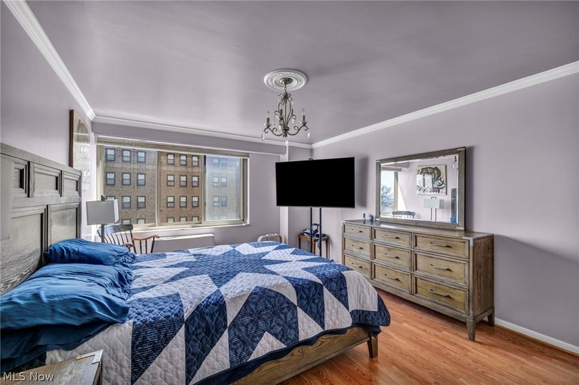 Major Price Improvement! Experience life above it all in Marine - photo 25