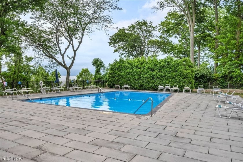 Major Price Improvement! Experience life above it all in Marine - photo 35