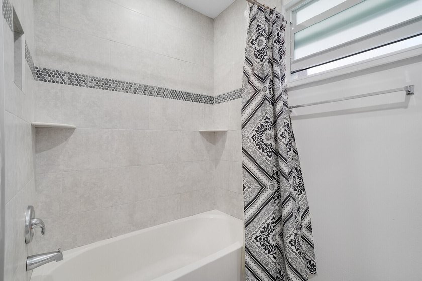 Welcome to this beautifully maintained two-story townhouse in - photo 26