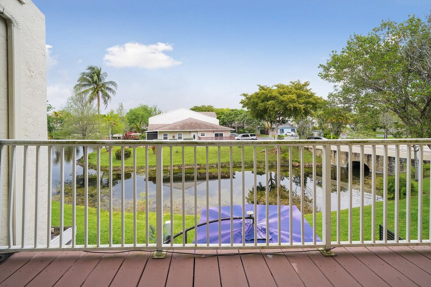 Welcome to this beautifully maintained two-story townhouse in - photo 27