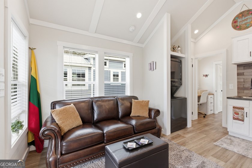 Simple living meets modern comfort in this Wayah model tiny home - photo 9