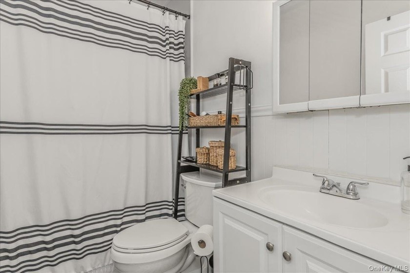 Don't miss this exceptional investment opportunity featuring a - photo 25