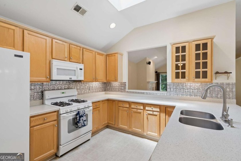Welcome home to The Cottages at Heron Bay, a beautifully - photo 10