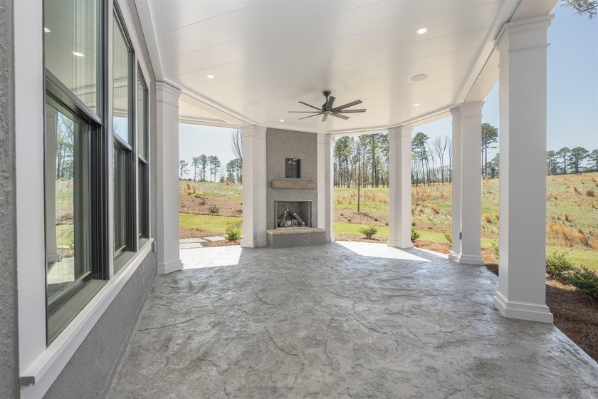 Unrivaled Panoramic Views: Brand-New Luxury Estate Overlooking - photo 50