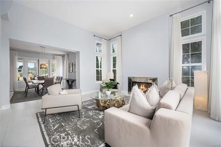 Welcome to a beautifully remodeled and fully furnished - photo 10