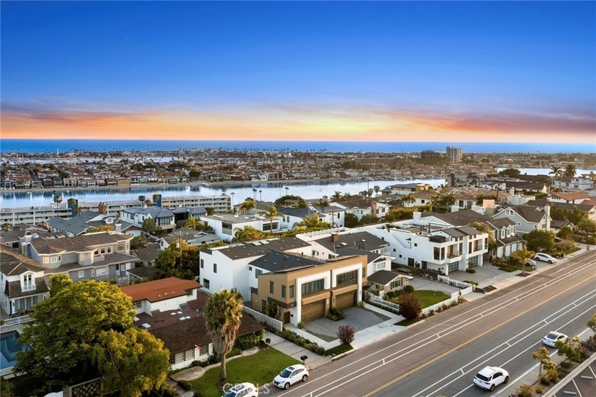 Nestled in the highly coveted Cliff Haven enclave of Newport - photo 2