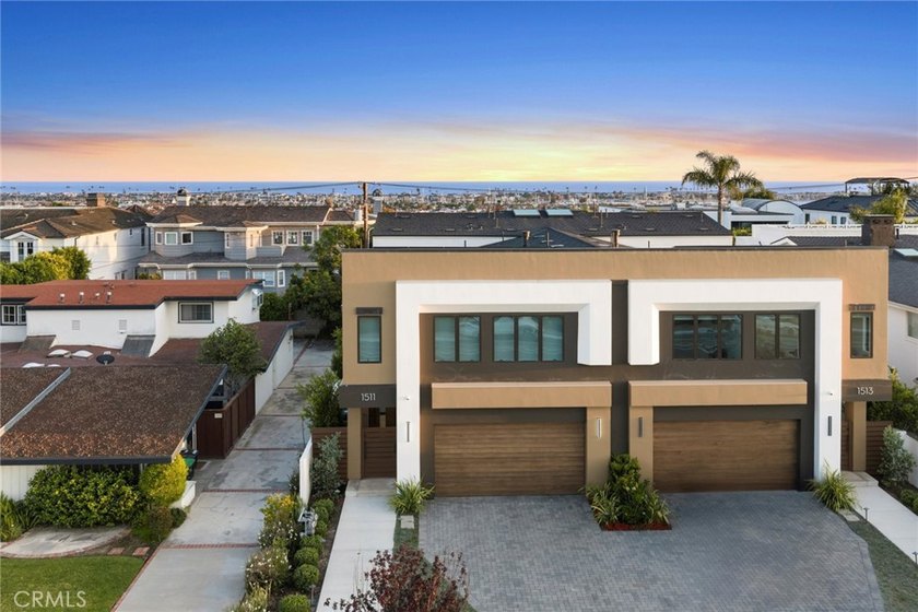 Nestled in the highly coveted Cliff Haven enclave of Newport - photo 3