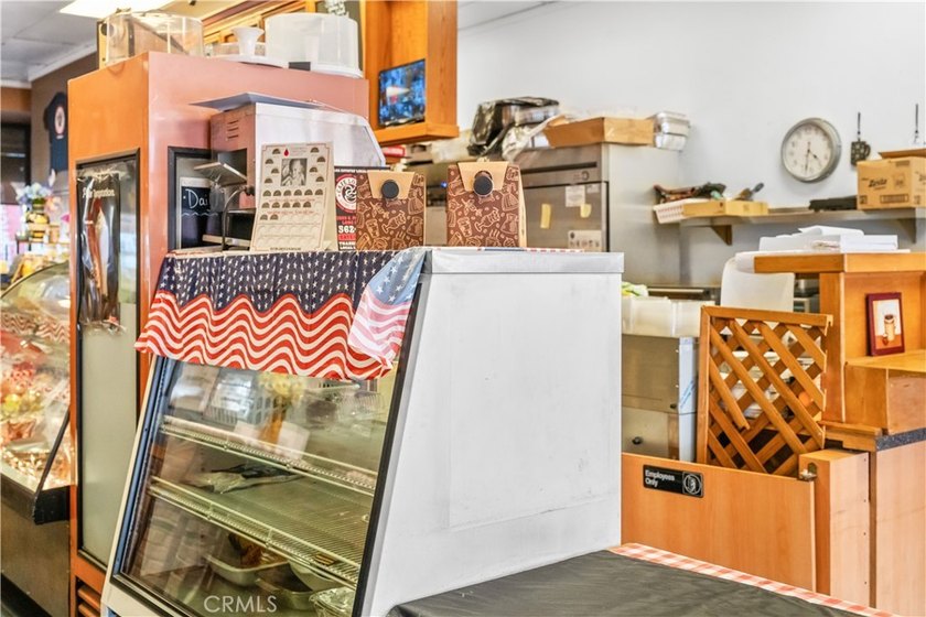 Are you passionate about great coffee, specialty drinks, and a - photo 17