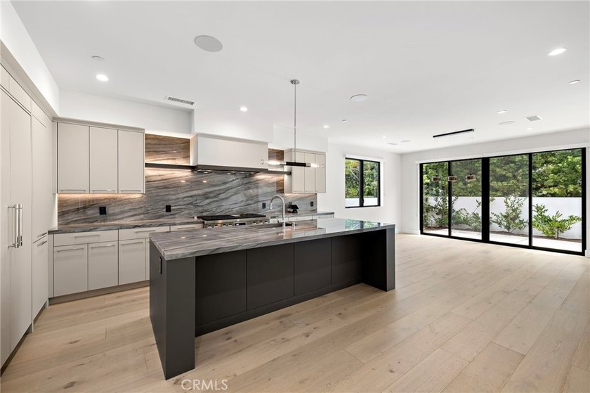 Nestled in the highly coveted Cliff Haven enclave of Newport - photo 10