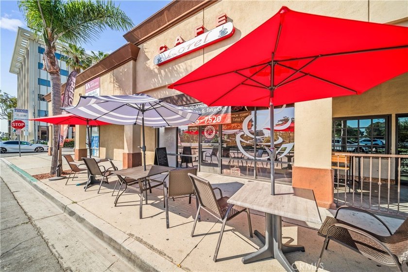 Are you passionate about great coffee, specialty drinks, and a - photo 31