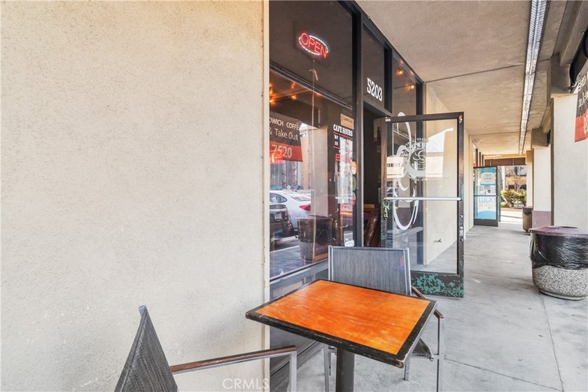 Are you passionate about great coffee, specialty drinks, and a - photo 36
