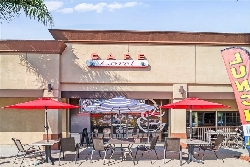 Are you passionate about great coffee, specialty drinks, and a - photo 37