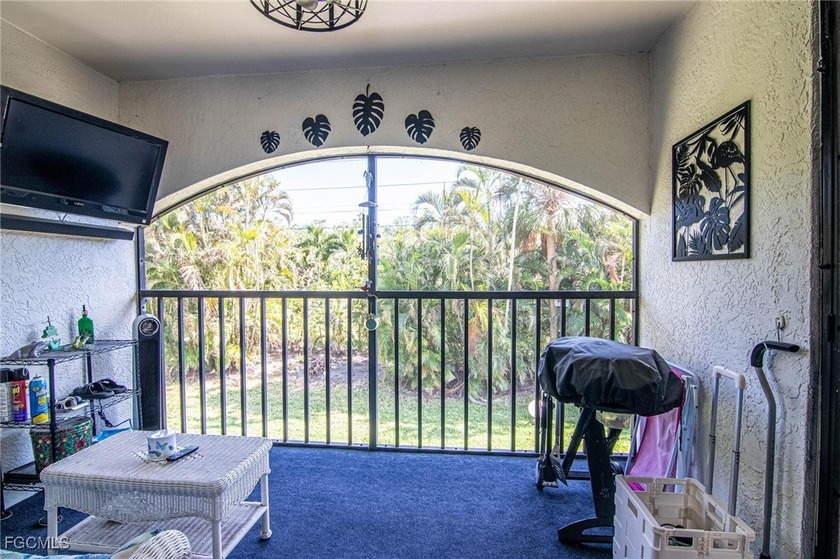 Seller is Motivated. Charming and remodeled condo in one of the - photo 6