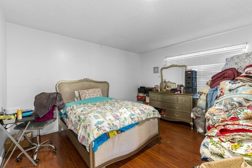 Bright 3/2 corner condo offering golf course living in Inverrary - photo 23