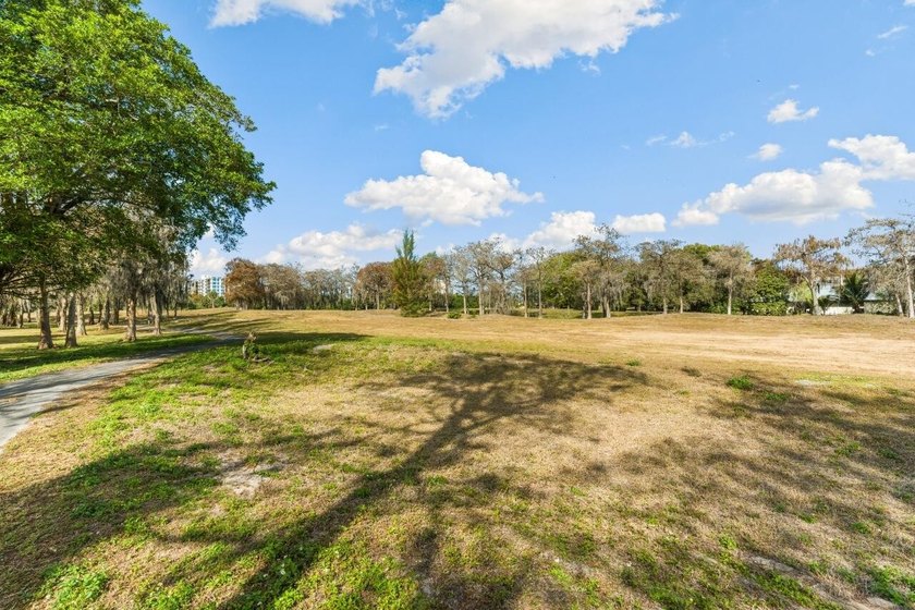 Bright 3/2 corner condo offering golf course living in Inverrary - photo 34