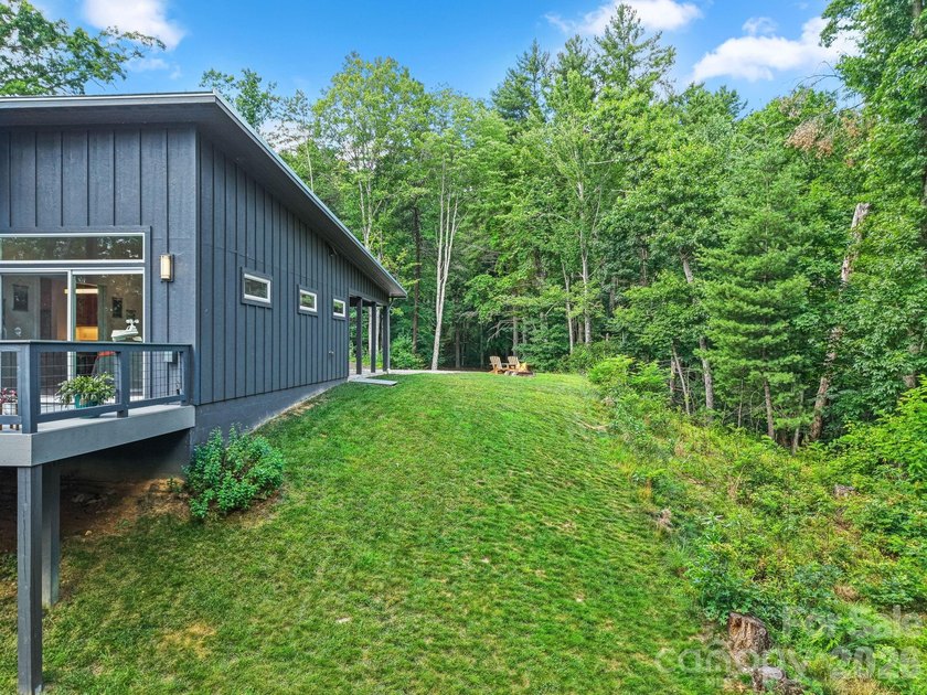 Mountain serenity meets modern comfort in this exceptional - photo 35