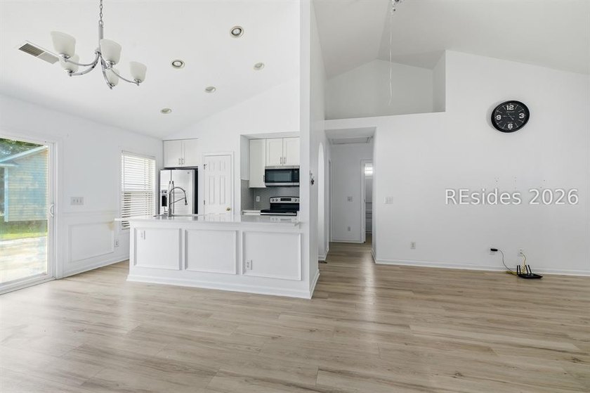 The Oakfield floorplan is a split floor plan, light, open, airy - photo 7
