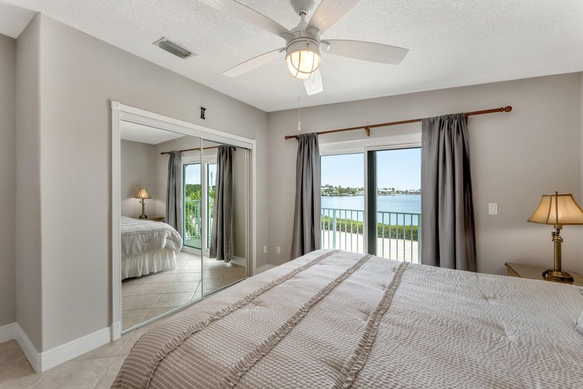 Nicely renovated 2BD/2BA waterfront half-duplex in Key Colony - photo 14