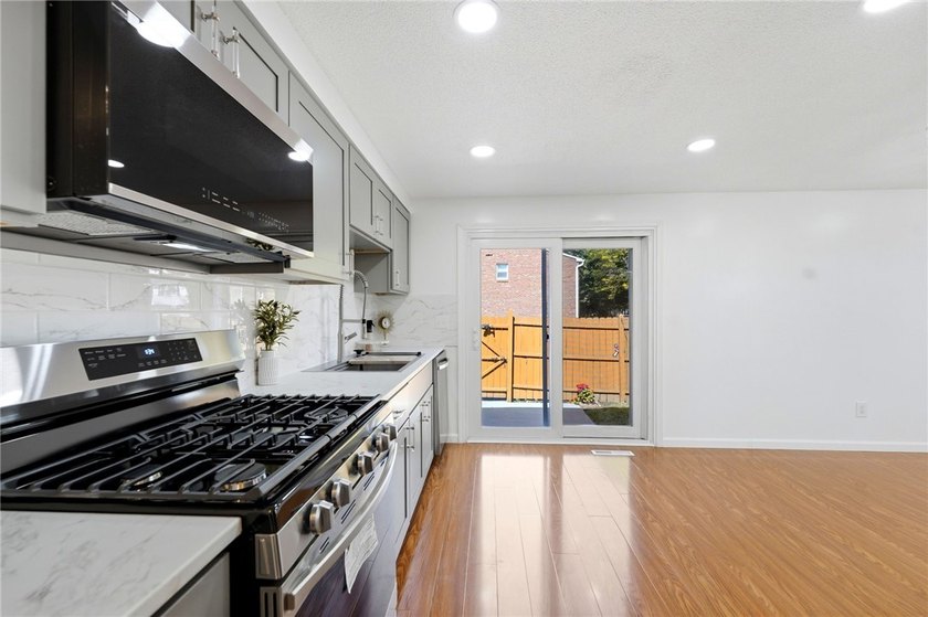 Welcome to 330 Wimbledon Court in West Seneca-a fully renovated - photo 19