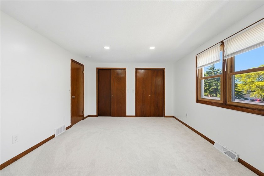 Welcome to 330 Wimbledon Court in West Seneca-a fully renovated - photo 24
