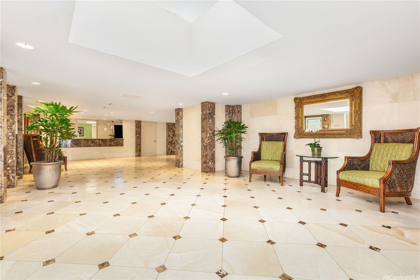 Rare opportunity to own a unique combined oceanfront residence - photo 24