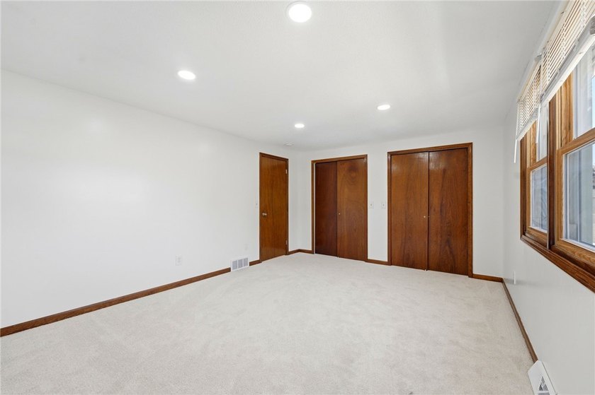 Welcome to 330 Wimbledon Court in West Seneca-a fully renovated - photo 25