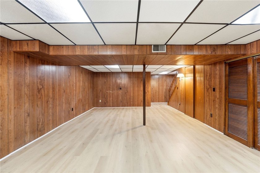 Welcome to 330 Wimbledon Court in West Seneca-a fully renovated - photo 37
